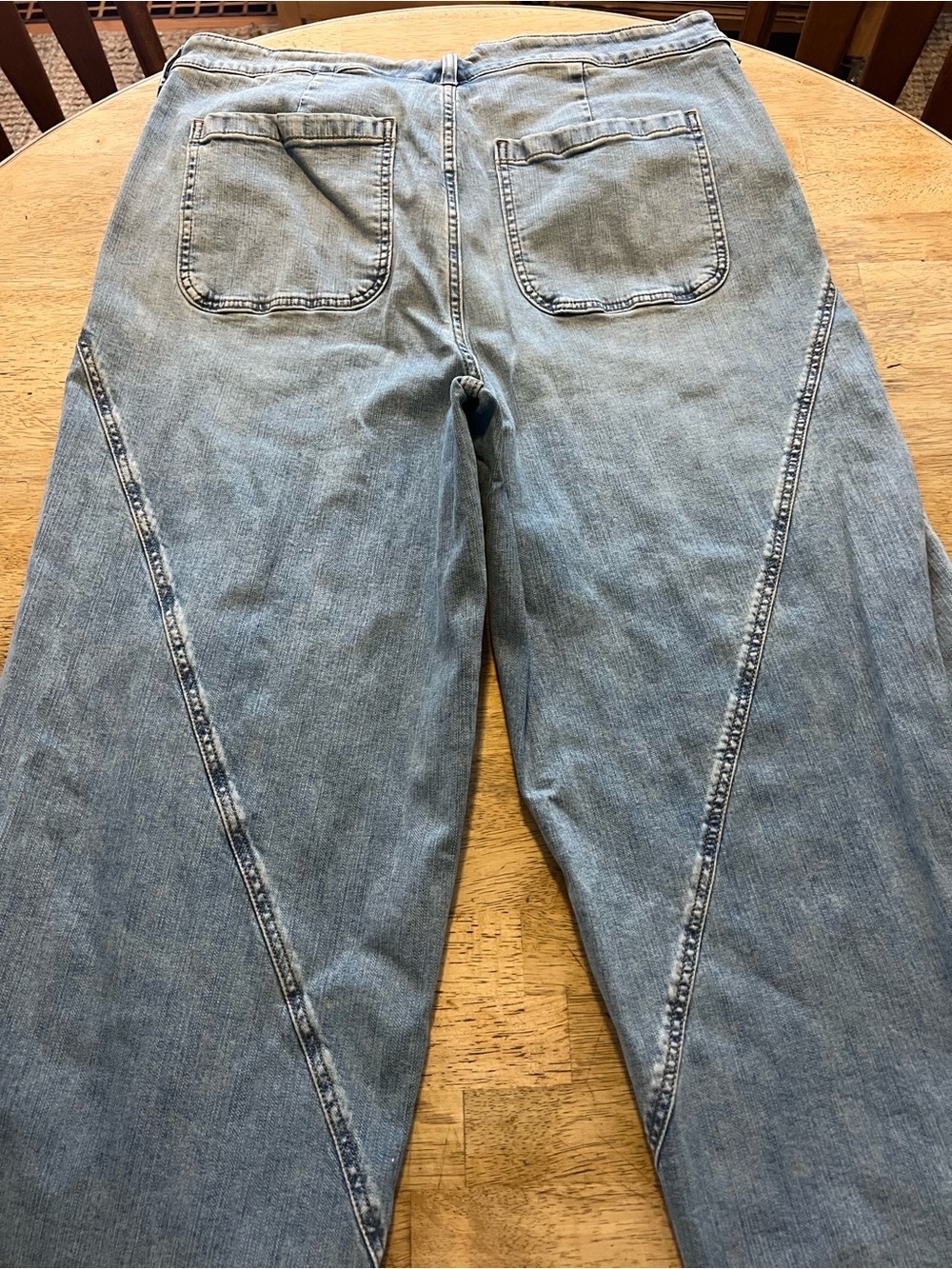 1970’s Vibe Light Wash Boho Gypsy Jeans Raw Hem - Picture 10 of 15